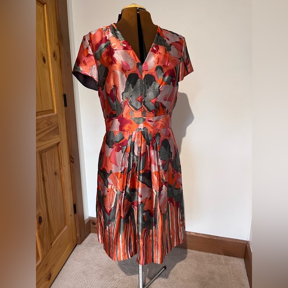 Banana Republic silk watercolour floral dress - Picture 1 of 6